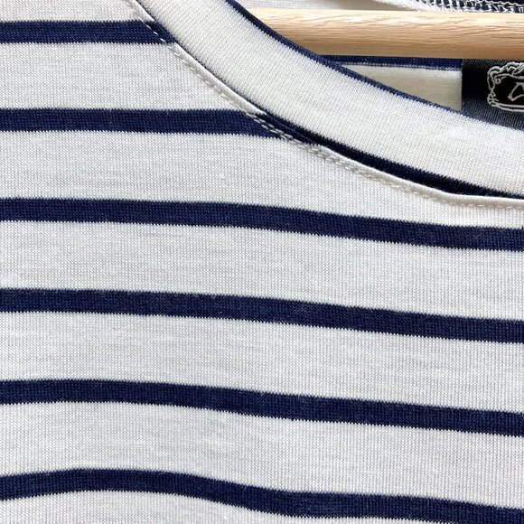 NWT White and Navy Stripe Crop Top - Picture 3 of 7
